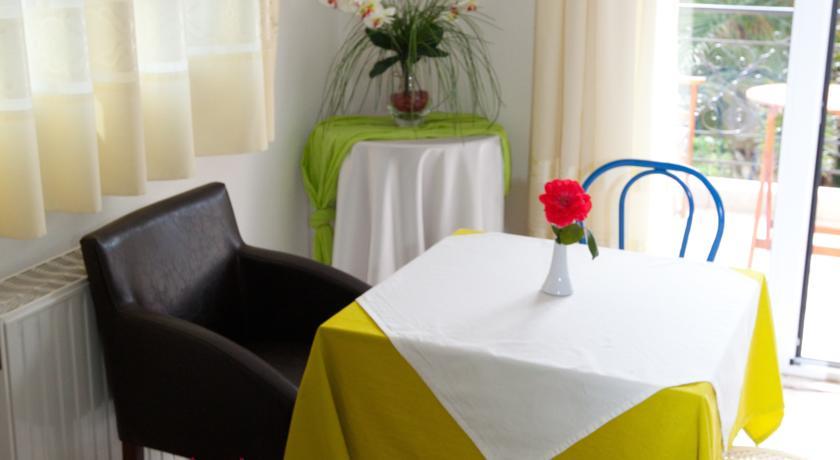 Kókkinon Nerón Yiouli Hotel חדר תמונה